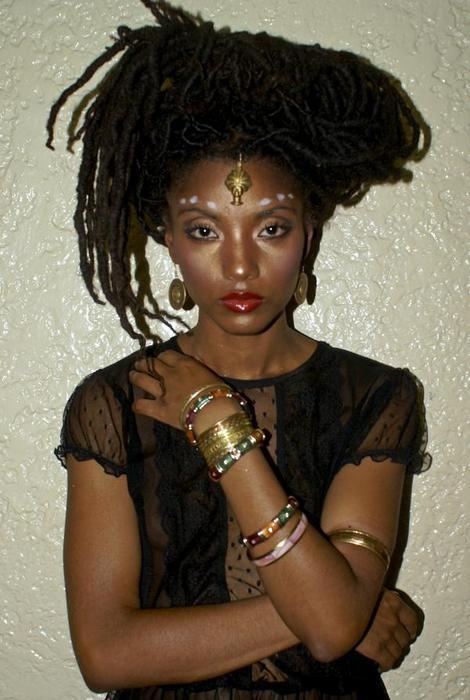 Dread Locs And Sister Locs Hairstyles For Black Women 10