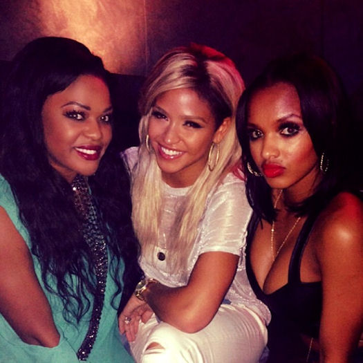 Ashanti's and Cassie's New Blonde Hair Color 4