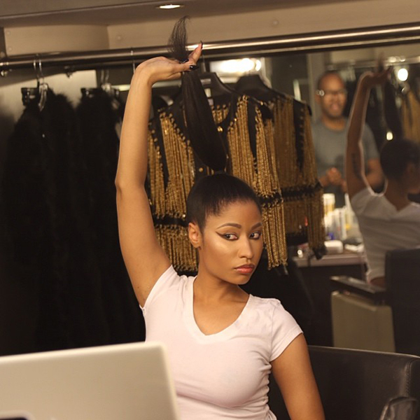 Nicki Minaj Shows Off Natural Hair In The Form Of A Ponytail 4