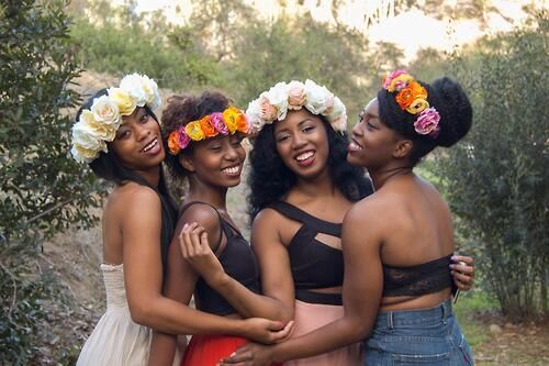 Now Trending – Floral Crowns & Natural Hair 8 – The Style News Network