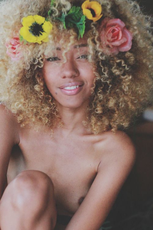 Now Trending - Floral Crowns & Natural Hair 9