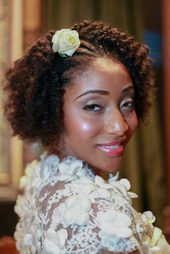 2017-wedding-hairstyles-for-natural-haired-brides-16