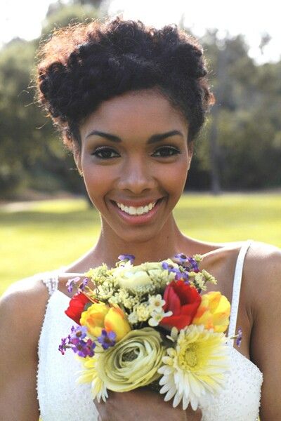 2017-wedding-hairstyles-for-natural-haired-brides-12