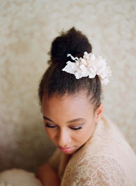 2017-wedding-hairstyles-for-natural-haired-brides-14