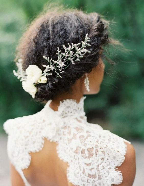 2017-wedding-hairstyles-for-natural-haired-brides-61