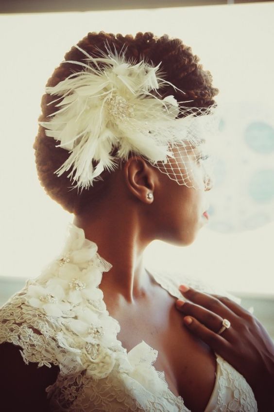 43-black-wedding-hairstyles-for-black-women-feather-lace